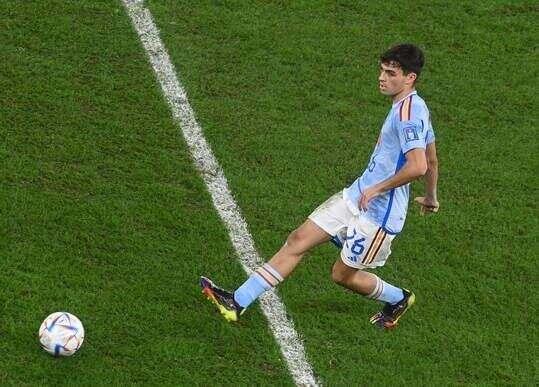 <p>28 - PEDRI<br />
Takımı: Barcelona<br />
&Uuml;lkesi: İspanya</p>
