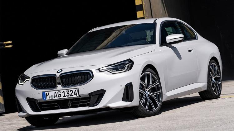 <p><strong>BMW 2 Serisi</strong></p>

<p>Gran ekinden uzaklaşarak yeni bir boyut kazanan 2 Serisi Coupé, klasik arkadan çekişli sürüş sistemiyle 2022 yılının ilk çeyreğinde ülkemizde adım atacak.</p>

