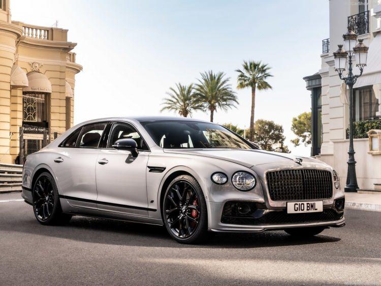 <p>Bentley Flying Spur S</p>