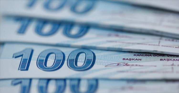 <p>SSK, Bağ-Kur ve Emekli Sandığı'na tabi olarak çalışmalar sonucu kazanılan hizmetlerin aylık bağlanma hakkının elde edilmesi halinde birleştirilmesi gerekiyor. </p>