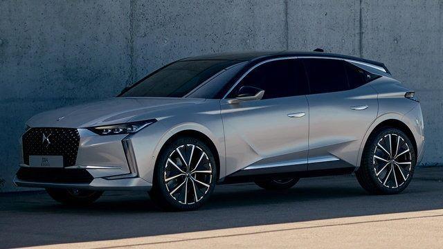 <p><strong>DS 4</strong></p>
<p>DS 7 Crossback, DS 3 Crossback ve DS 9'un ardından markanın yeni jenerasyonunun dördüncü modeli DS 4, 2022'nin ilk yarısında ülkeye giriş yapacak. EMP2 platformda üretilen DS 4'te aynı platformu paylaşan diğer modellerden farklı olarak, kompozit malzemelerden üretilen yeni parçalara yer veriliyor.</p>