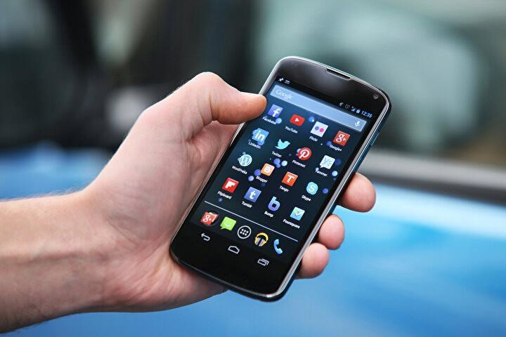 <p>461 yolcu ise cep telefonunu metro ve tramvaylarda unuttu.</p>
