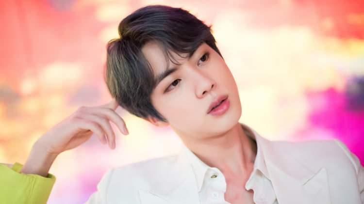 <p>35. Jin (Kim Seok-jin)</p>