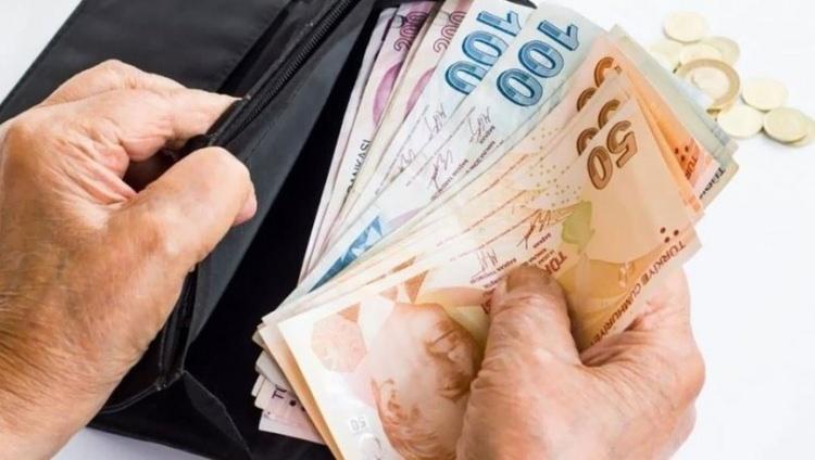 <p>Yeni asgari ücretin açıklanmasıyla beraber 2023 yılında yapılacak borçlanmalar 1 Ocak 2023 itibarıyla yüzde 54,6 artacak. </p>