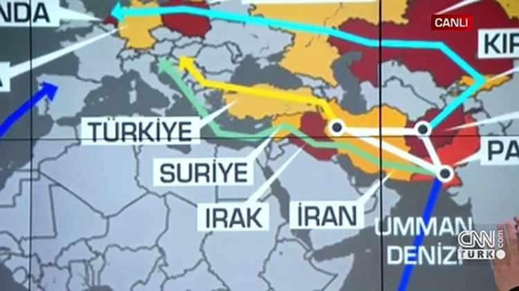 <p>MÜCADELE ROTAYI DEĞİŞTİRİYOR</p>

<p>Türkiye’nin kararlı mücadelesi rota değişikliklerine neden oldu. Afganistan ve İran üzerinden gelen eroin, Suriye’den gelen captagon ve Çin’den gelen bonzai rotası artık Türkiye üzerinden Avrupa’ya ulaşmayı tercih etmiyor. Bu nedenle eskiden eroin gibi maddeler batı şehirlerinde yakalanırken, bu dönemde yakalamanın yüzde 76’sı doğudaki sınır şehirlerine kaydı.</p>
