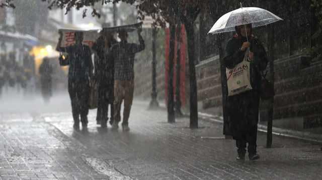 <p><strong>ADANA 18, DİYARBAKIR 11 DERECE</strong></p>

<p> </p>

<p>Adana, parçalı ve az bulutlu, en düşük 6, en yüksek 18 derece. Diyarbakır, parçalı ve az bulutlu, gece ve sabah saatlerinde sisli ve puslu, en düşük -1, en yüksek 11 derece.</p>

<p> </p>
