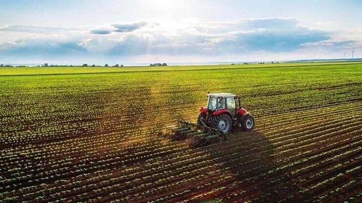 <p>&Ccedil;ift&ccedil;ilerin, tarımsal desteklemelerden yararlanma konusunda mağduriyet yaşamamaları i&ccedil;in 31 Aralık 2022'ye kadar başvurularını yapmaları gerekiyor.</p>
