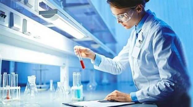 <p><strong>DOMUZ GRİBİ TEDAVİSİ NASIL YAPILIR? </strong></p>
<p> </p>
<p> </p>
<p>İnfluenza semptomları başladıktan sonraki 48 saat içerisinde başlanacak antiviral tedavinin etkinliği oldukça yüksektir. </p>