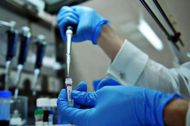 <p>Doktor tarafından reçete edilen antiviral ilaçların yanında; ağrı kesici ve ateş düşürücü gibi ilaçlar, dengeli beslenme, bol sıvı alımı ve yatak istirahati bu hastalığın tedavisine önemlidir. </p>