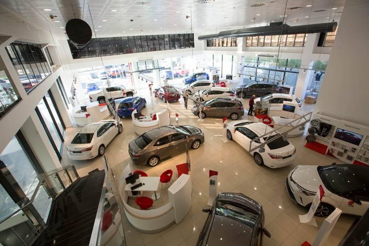 <p><span style="color:#B22222"><strong>Toyota 2023 sıfır araç fiyat listesi açıklandı</strong></span></p>
<p> </p>
<p>2023 sıfır araç fiyatları ile ilgili ilk liste Toyota'dan geldi. </p>