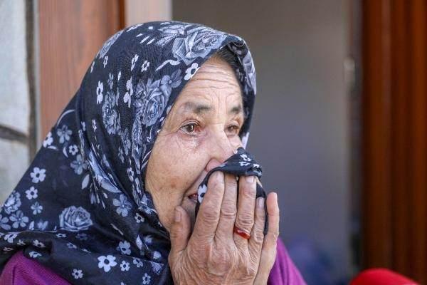 <p>Yangından en çok etkilenen bölgedeki Kalemler Mahallesi'nde yanan onlarca evin yerine de TOKİ tarafından AFAD'ın koordinasyonunda yangına dayanaklı malzemeden yeni evler yapıldı.</p>
