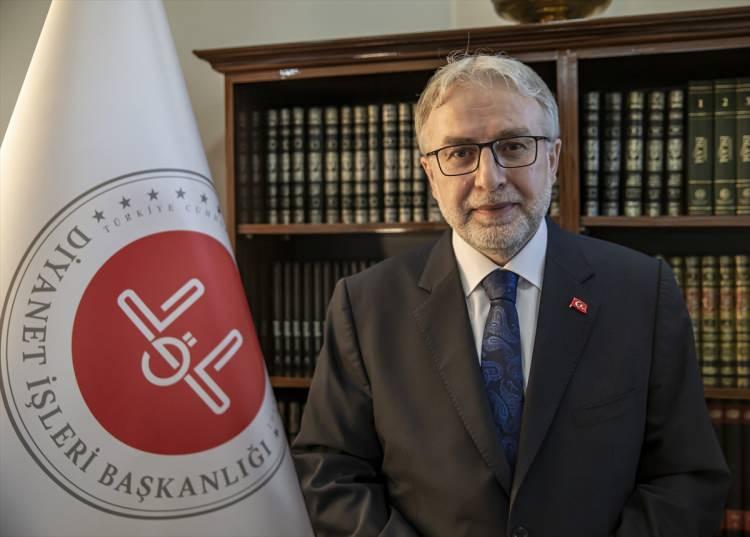 <p>Okunan bu hatimlerin Diyanet İşleri Başkanlığının internet sitesinde kendileri için ayrılan bölüme girildiğini anlatan Can, "Bizim cemaatimiz çok ferasetli ve bilgili. Seher vaktinde hava sıcaklığının sıfırın altında 8-9 derece olduğu bir ortamda sıcak yatağından kalkan vatandaşlar, camilerin yolunu tutup Mevlamızın kelamıyla baş başa geliyorlar." diye konuştu.</p>