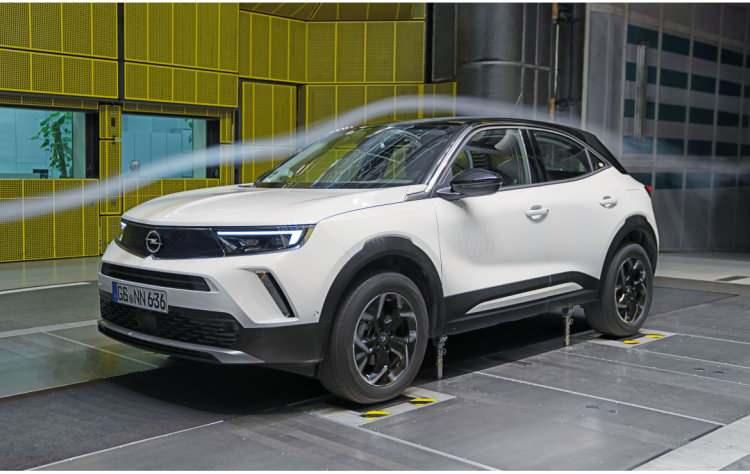 <p>6 bin 540 adet Opel <strong>Mokka</strong> satıldı.</p>
