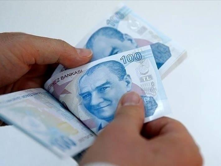 <p>En düşük memur emeklisi aylığı<br />
Önceki maaş: 6 bin 78 TL<br />
Zamlı maaş: 7 bin 901 TL</p>
