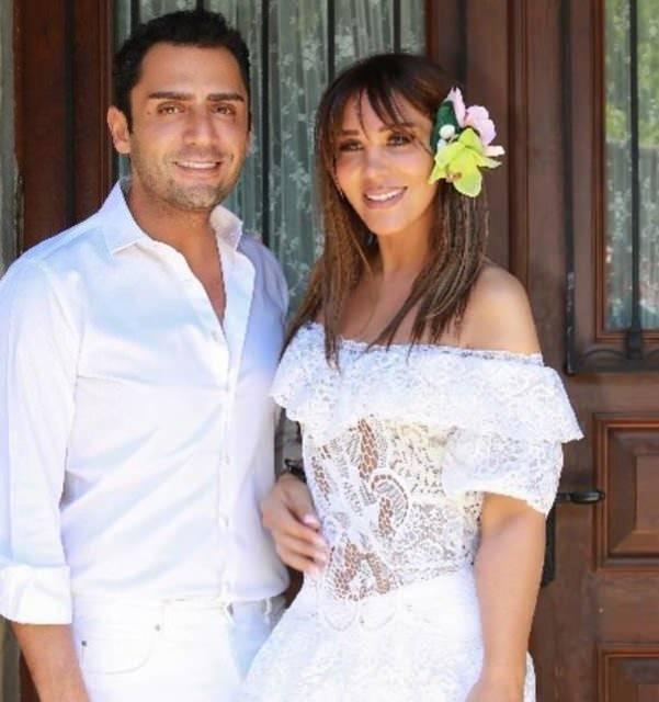 <p><span style="color:#008080"><strong>Yaşar İpek, Seren Serengil ile 2018 yılında nikah masasına oturmuş 2020 yılında ise yollarını ayırmıştı.</strong></span></p>
