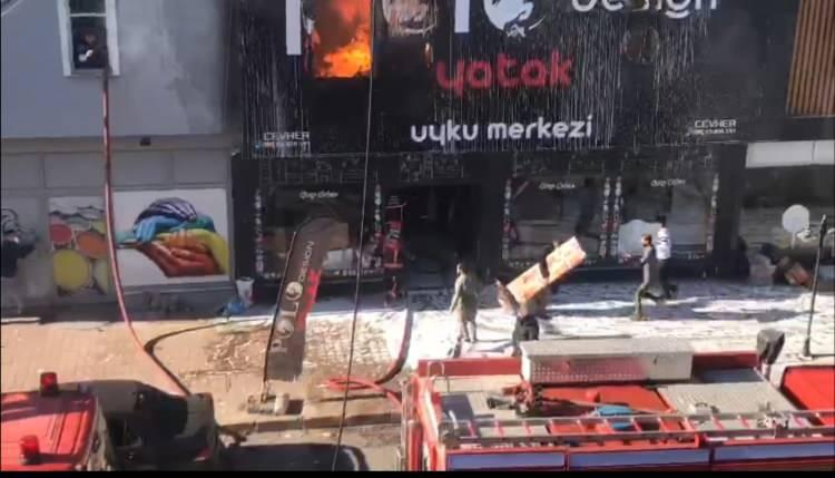 <p>Yangınla ilgili inceleme başlatıldı.</p>
