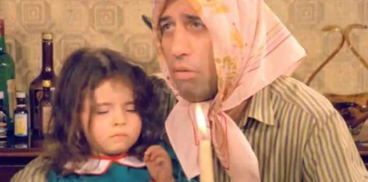 <p><strong>Merhum usta oyuncu Kemal Sunal'ın başrolünde olduğu Şendul Şaban filminde oynayan küçük kız çocuğunun kim olduğunu duyanlar kulaklarına inanamadı.</strong></p>

