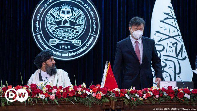<p>Öte yandan, Taliban yönetimi kuzeydeki Badahşan vilayeti üzerinden Çin'e açılan Vuhan koridorunun aktif bir ticaret yoluna dönüşmesini istiyor ve bunun için de Çin hükümetinden destek bekliyor.</p>