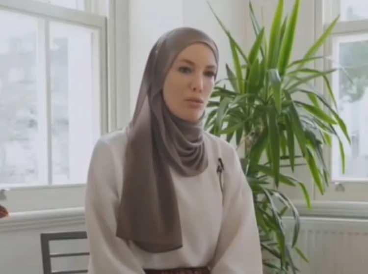 <p><span style="color:#2F4F4F"><strong>Özçelik, kısa sürede yoğun ilgi gören paylaşımıyla takdirleri üzerine topladı.</strong></span></p>
