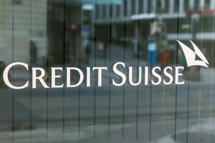 <p>Güvence sağlamaya çalışan Credit Suisse banka çalışanları da müşterilerin para kaybı yaşamayacaklarını ama garanti olması açısından paralarını kısa vadeli ABD hazine bonolarına yatırım yapmalarını tavsiye ediyor.</p>