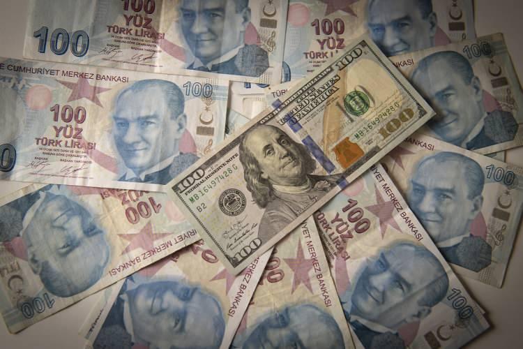 <p>Her üç şehirde de döviz hesaplarında yüzde 15'e varan düşüşler kaydedildi.</p>
<p> </p>