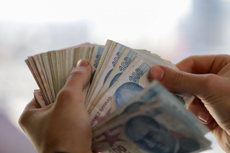 <p>Ardından bu bankaya 3 yıllık taahhüdünü vererek promosyon imkanından yararlanabilecek.</p>
<p> </p>