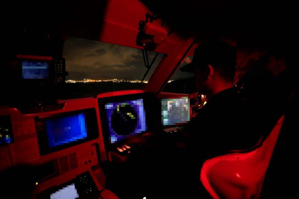 <p>Mavi vatanda gece gündüz nöbet tutan o ekipler arasında Sahil Güvenlik Güney Ege Grup Komutanlığına bağlı Bodrum'da konuşlu botlar da yer alıyor.</p>

<p> </p>
