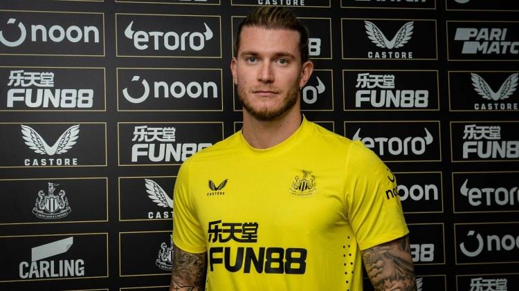 <p>Loris Karius / Kaleci<br />
<br />
<strong>Yaş: </strong>29<br />
<br />
<strong>Piyasa Değeri:</strong> 1.5 Milyon Euro<br />
<br />
<strong>Son Oynadığı Takım: </strong>Newcastle<br />
<br />
</p>