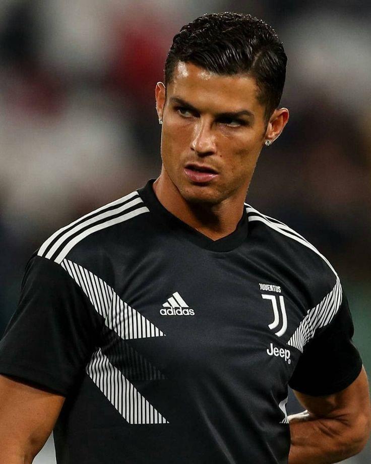 <p><span style="color:#800000"><strong>Suudi Arabistan ekibi Al Nassr'a imza atan Cristiano Ronaldo, şimdilik Riyad'da bir otelde kalıyor. Portekizli yıldızın odalar için ödediği ücret ise ağızları açık bıraktı.</strong></span></p>

<p> </p>
