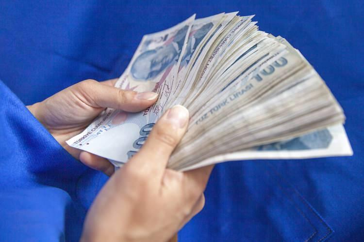 <p> SSK ve Bağ-Kur emekli zammı ile memur ve memur emeklisi zammı Ocak 2023 döneminde yüzde 30'a yükseltildi.</p>
