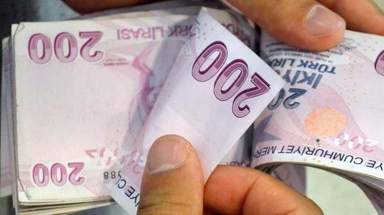 <p>Başvuruların &ccedil;oğunluğu e-devlet &uuml;zerinden alınacak, personelimiz hazır" şeklinde konuştu. Bilgin, "Farklı sigorta kollarına tabi &ccedil;alışanların birleştirmesini ise b&uuml;y&uuml;k &ouml;l&ccedil;&uuml;de yaptık.</p>

<p>&nbsp;</p>
