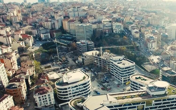 <p>KAĞITHANE<br />
<br />
İSTANBUL KAĞITHANE ilce MERKEZ-SEYRANTEPE mah ALTINAY, AYSU, GÖKDENİZ, KATİP, LADİN, LEMAN, ORTANCA, SARMAŞIK, ZEMZEM, İYİNİYET sk bölgelerinde 14/01/2023 10:00:00 - 14/01/2023 16:00:00 saatleri arasında Abone/Şube Bağlantısı Sebebi ile İş Sağlığı ve Güvenliği’ni de gözeterek elektrik kesintisi yapılacaktır.</p>
