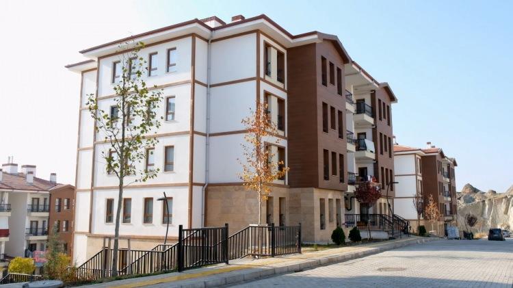 <p>Orta gelirliye yönelik yeni konut finansman modeliyle hayata geçirilen <strong>"Yeni Evim Kampanyası"</strong> 81 ilde geçerli olacak.</p>

<p> </p>

<p> </p>
