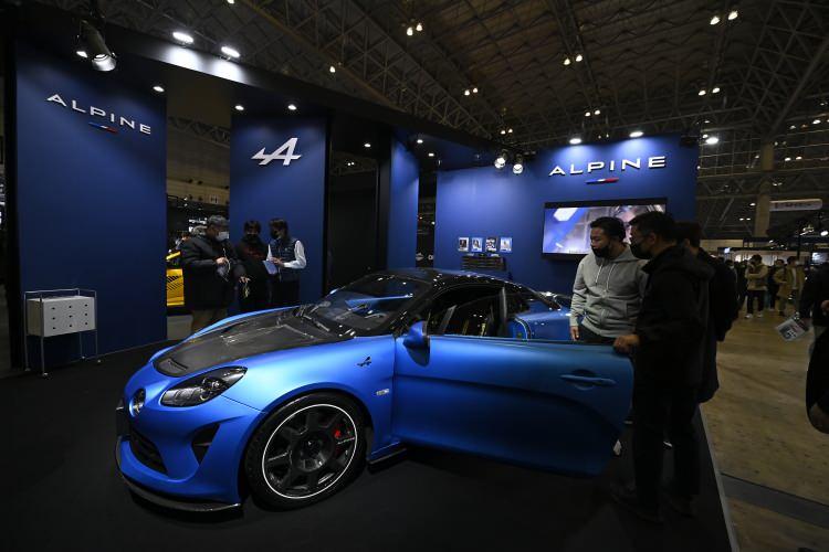 <p>Fuarda ALPINE A110 R modeli de yer aldı.</p>
