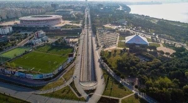 <p>Osmanlıca bütün şeriye sicilleri ve bugüne kadar çıkan tüm veraset ilamlarını inceleyen bilirkişilerin hazırladığı raporda, Arap Süleyman'ın mirasçıları olarak ilk eşinden kızı Ayşe, ikinci eşinden oğulları Mehmet Ali, Osman, Hacı Necip ile kızları Zeliha ve Havva gösterildi.</p>