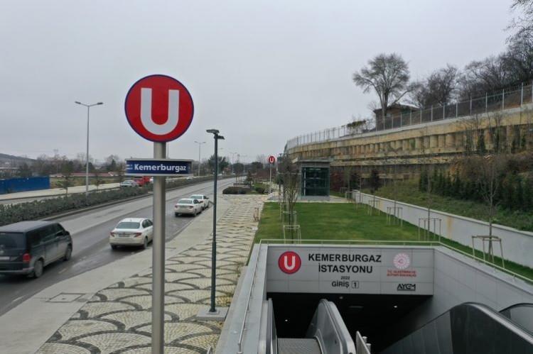 <p>Yine ilk defa yerli ve milli imkanlarla, Ulaştırma ve Altyapı Bakanlığı'nca desteklenen bir proje ile Aselsan tarafından geliştirilen sinyalizasyon sistemi bu metro hattında kullanılacak.</p>
