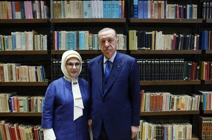 <p><span style="color:#000000"><strong>Cumhurbaşkanı Recep Tayyip Erdoğan tarafından 13 Ocak günü açılışı yapılan Rami Kütüphanesi ilk beş günde ziyaretçi rekoru kırdı. </strong></span><a href="https://www.yasemin.com/"><span style="color:#FFFFFF"><strong>(Yasemin.com)</strong></span></a></p>
