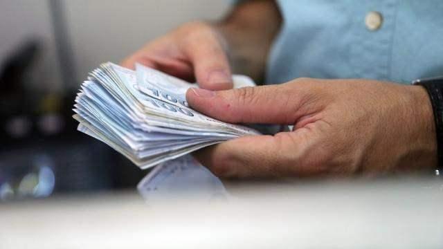 <p>Borçlanma priminin yazının tebliğinden itibaren bir ay içinde kurumun banka hesabına ödenmesi gerekiyor. </p>
<p> </p>