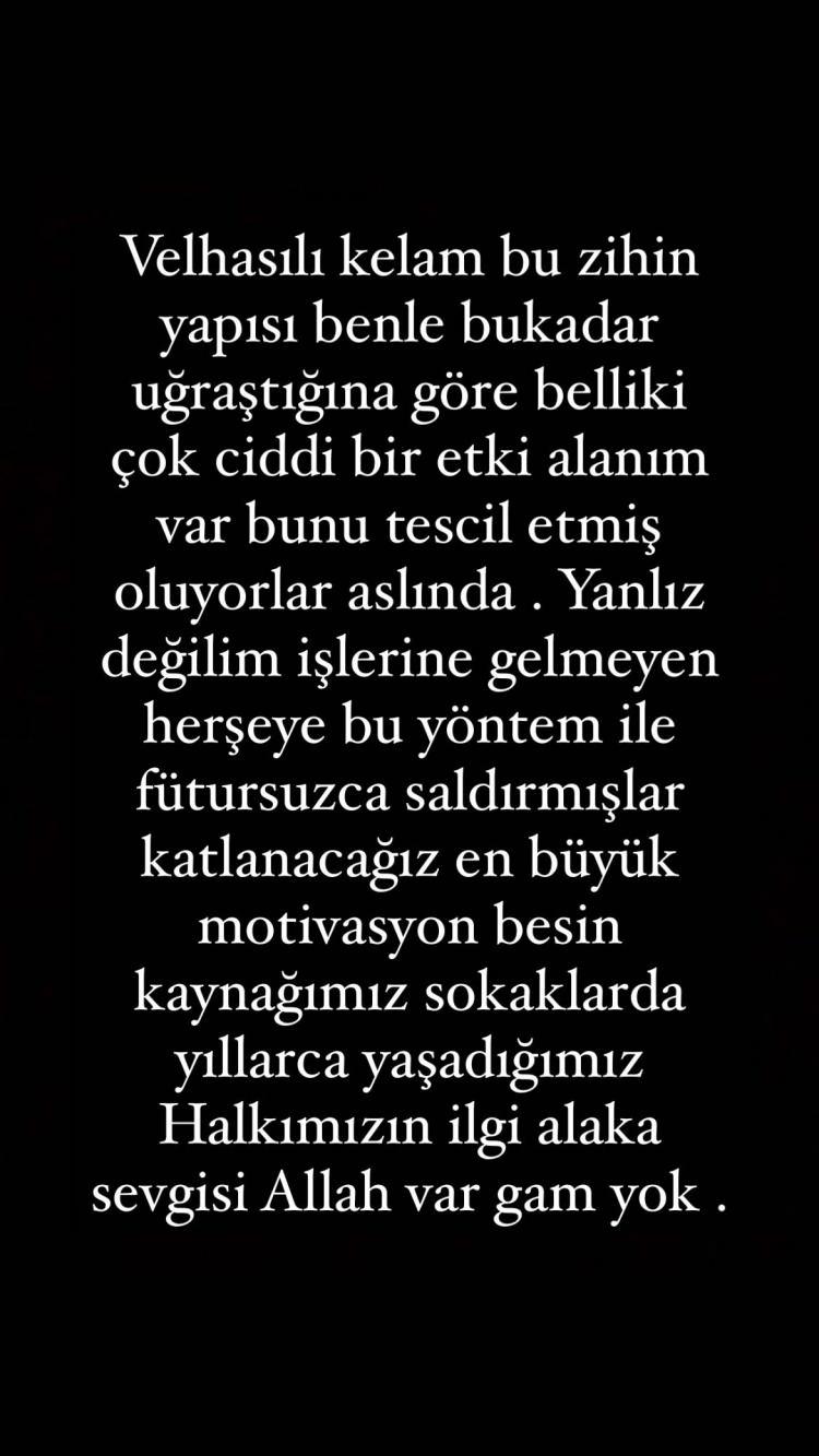 <p><span style="color:#800000"><strong>"ALLAH VAR GAM YOK"</strong></span></p>

<p><span style="color:#008080"><strong>"Velhasılı kelam, bu zihin yapısı benimle bu kadar uğraştığına g&ouml;re belli ki &ccedil;ok ciddi bir etki alanım var. Bunu tescil etmiş oluyorlar aslında. Yalnız değilim, işlerine gelmeyen her şeye bu y&ouml;ntem ile f&uuml;tursuzca saldırıyorlar. Katlanacağız... En b&uuml;y&uuml;k motivasyon besin kaynağımız, sokaklarda yıllarca yaşadığımız halkımızın ilgi alaka sevgisi... </strong></span><em><span style="color:#8B4513"><strong>Allah var gam yok...</strong></span></em><span style="color:#008080"><strong>"&nbsp;</strong></span><a href="https://www.yasemin.com/"><span style="color:#FFFFFF"><strong>(Yasemin.com)</strong></span></a></p>
