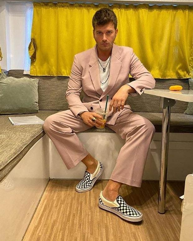 <p><span style="color:#000000"><strong>Ancak &ccedil;ekimlere başlamaya hazırlanırken yeniden rahatsızlanan Tatlıtuğ, kendisini k&ouml;t&uuml; hissedince seti iptal edildi.&nbsp;</strong></span></p>
