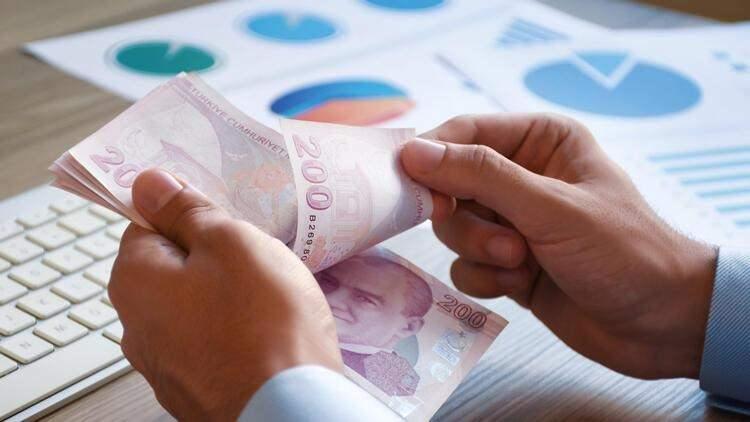 <p>Kod 29 ile işten çıkartılan işçi kıdem tazminatı alamıyor, işsizlik ödeneğinden yararlanamıyor.</p>