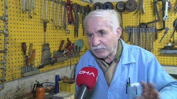 <p><strong>ÇALIŞIP DİNLEDİKTEN SONRA FARKLAR ANLAŞILIYOR</strong></p>
<p>Gökhan Doğan, "1990 yılında da açılan imtihanla makine bakım amirliği görevine girdim. O imtihanı kazanarak hala makine bakım amirliği görevini yürütüyorum. Öncelikli bakım süreci ve düzeltici bakım süreci diye süreçlerimiz var. Bu süreçte biz servis halinde yazıyoruz ve teknik personele sunuyoruz. Tünel durduğu zaman buradaki ekip acilen müdahale ediyor. Sistemimiz bu şekilde devam ediyor. Bir zaman istiyor. 45 senedir buradayım. 3-5 sene burada çalışıp aşağıdaki sistemi dinledikten sonra artık siz farkları anlıyorsunuz. Makinenin sesini, motorun sesini anlıyorsunuz. Değişik bir düzen olduğu zaman, rulman sesi bozuk olduğunda duyabiliyorsunuz. Motor çalışmasında herhangi bir sürtünme olduğu zaman duyup müdahale ediyorsunuzö dedi.</p>