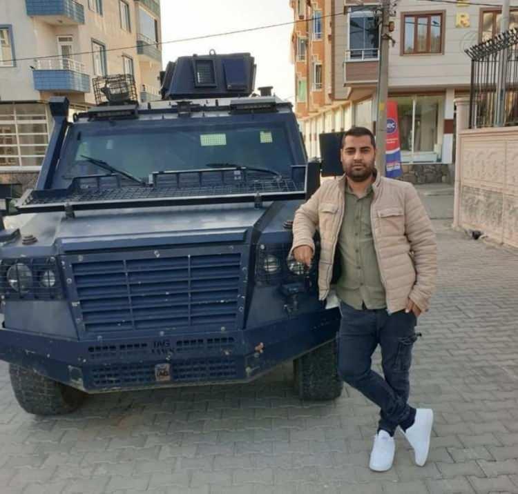<p>Ağabeyi Mehmet Ergüner’i (40) konuşmak için İznik Gölü çevresindeki piknik alanına çağıran Adem Ergüner’in cinayetlerden dakikalar önce otomobiliyle olay yerine geldiği görüldü. </p>
