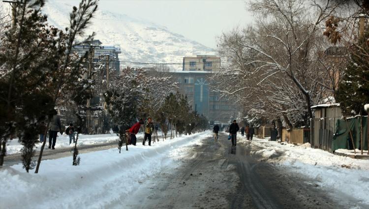 <p><br />
Birleşmiş Milletler verilerine göre, ülke nüfusunun neredeyse 3'te 2'sini oluşturan 28 milyon kişinin acil yardıma ihtiyacı bulunuyor.</p>