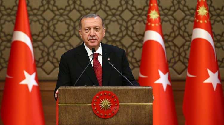 <p>2. Türkiye Cumhurbaşkanı Recep Tayyip Erdoğan: 40.457.896</p>
<p>Başkan Erdoğan, 24 liderin yer aldığı listede 40 milyondan fazla takipçi sayısıyla ikinci sırada yer aldı.</p>