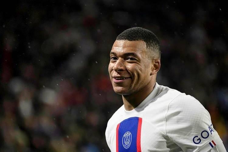 <p><strong>2) Kylian Mbappe</strong></p>