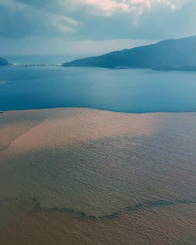 <p>Marmaris, sağanak sonrasında havadan görüntülendi.</p>

<p> </p>
