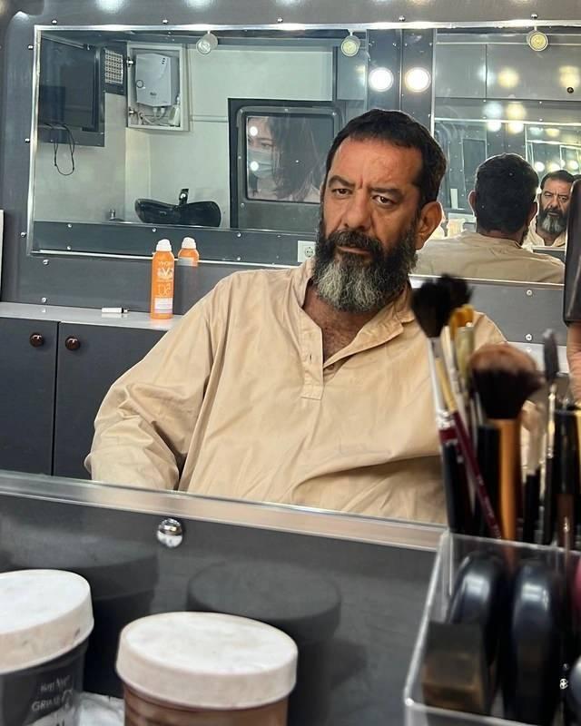 <p><span style="color:#800000"><strong>Emre Törün </strong></span><a href="https://www.yasemin.com/"><span style="color:#FFFFFF"><strong>(Yasemin.com)</strong></span></a></p>