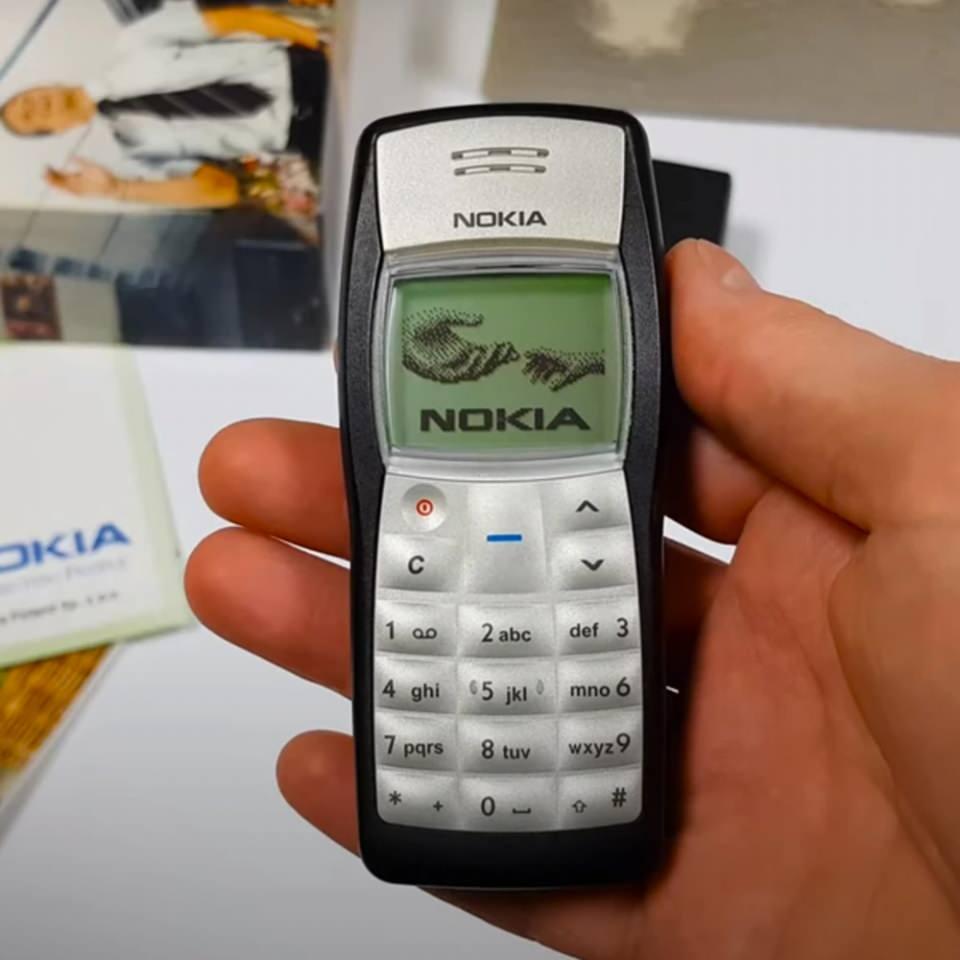 <p>1- Nokia 1100 - 250 milyo</p>

<p> </p>
