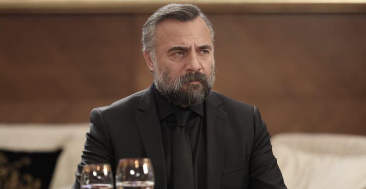 <p><span style="color:#000000"><strong>Ben kendi adıma çok güzel bir ömür geçirdiğim hep de söylerim Allah bana güzel bir ömür bahşetti. Güzel bir hayatım oldu.</strong></span></p>